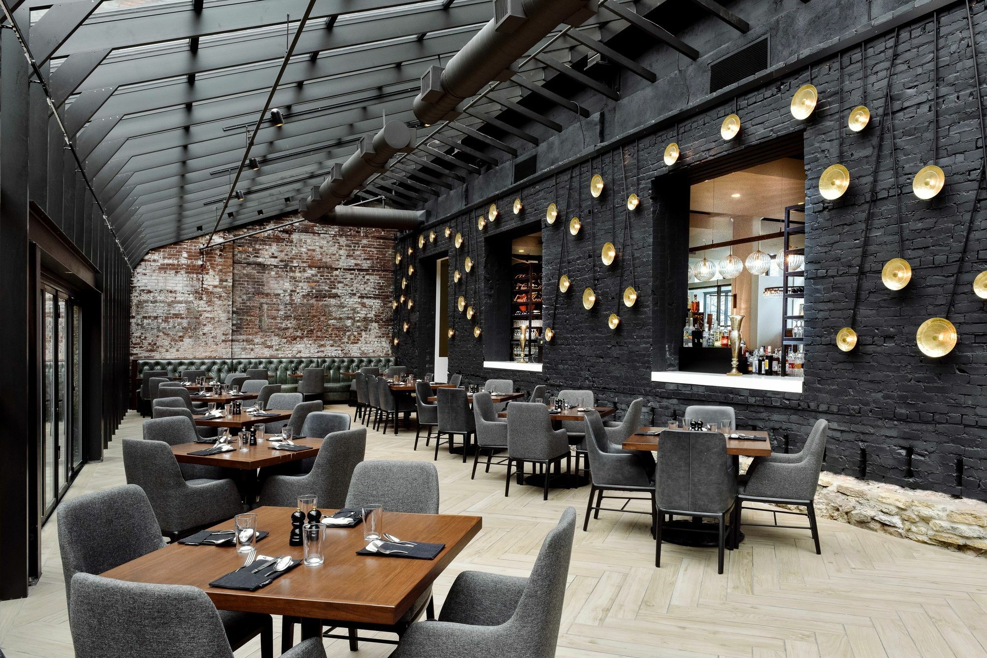 Hotel Covington Cincinnati Riverfront Exterior photo